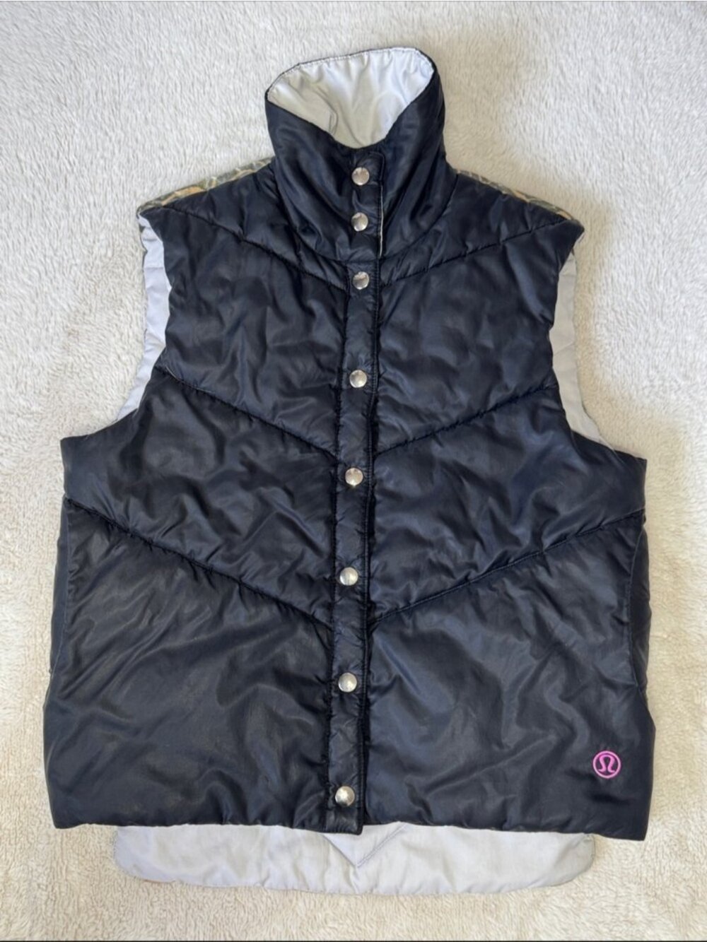 Lululemon Very Rare Vintage Reversible Buddha Vest Size 8